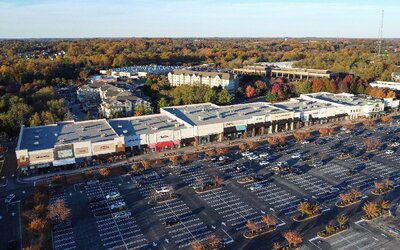Zones commerciales : 1,4 million de logements...