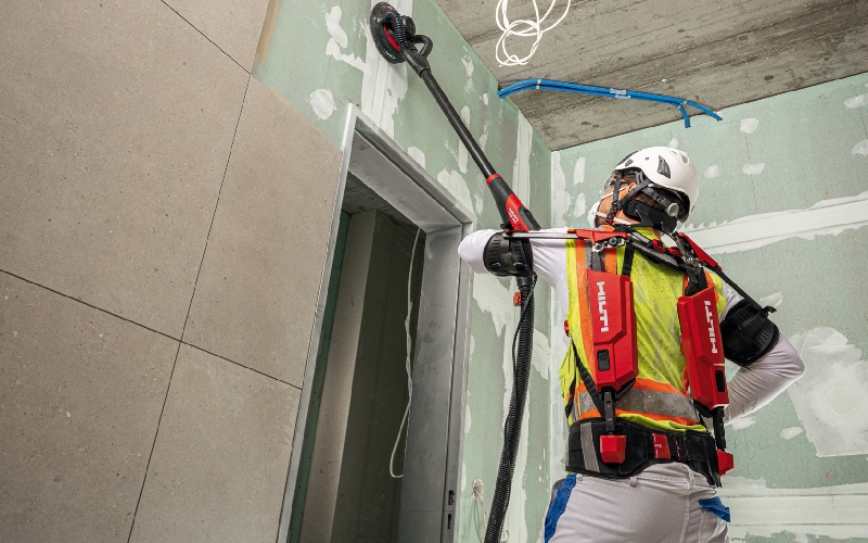 Exosquelette sur les chantiers : une solution miracle ? À nuancer… - Batiweb