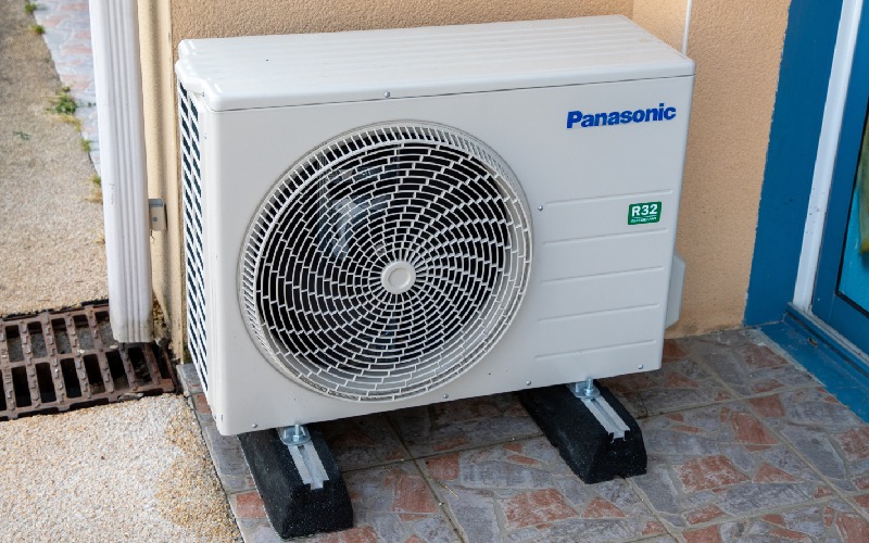 Panasonic investit 320 millions d’euros dans son usine tchèque - Batiweb