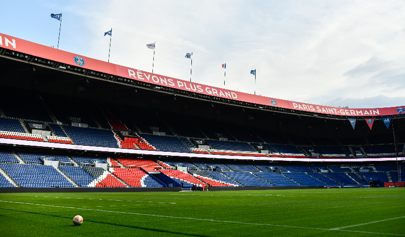 Le PSG invite 90 000 supporters à se prononcer sur son nouveau stade - Batiweb