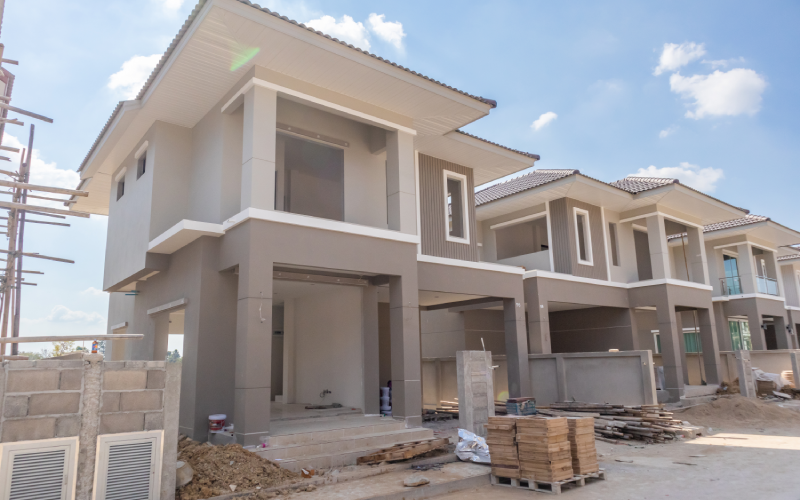 Logement : les autorisations et les mises en chantier ont baissé en novembre - Batiweb