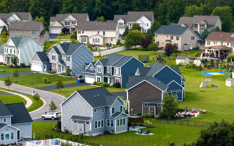 Maisons individuelles : Trump veut contraindre les grands investisseurs - Batiweb