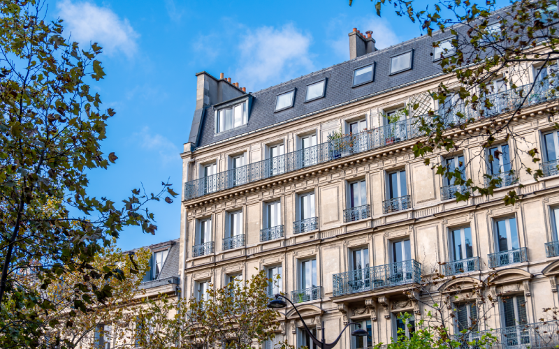 Le marché de l'immobilier se redresse, mais attend des garanties pour 2026 - Batiweb