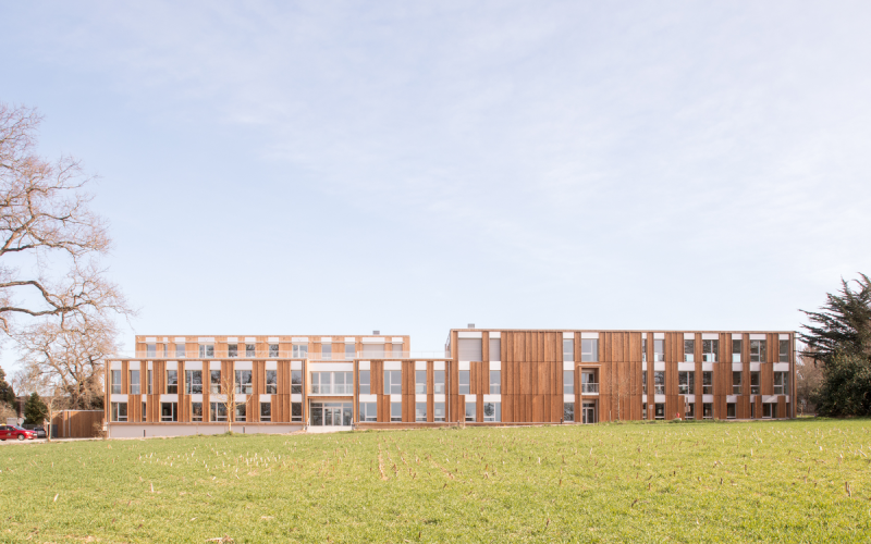 Un ensemble tertiaire bas carbone signé ALTA - Batiweb