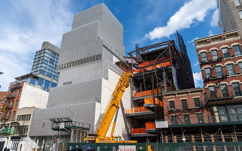 Le New Museum de New York en travaux, ici en octobre 2024 - ©BruceSchaff/Wikicommons