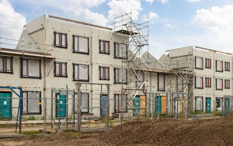 Les permis de construire repartent à la hausse, pas les mises en chantier - Batiweb