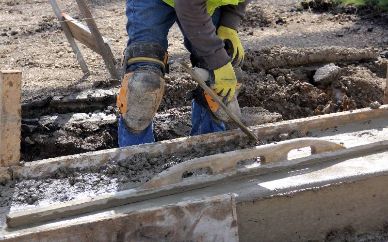 Doubs : un stagiaire de 16 ans blessé par un malaxeur à béton - Batiweb