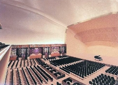 Six mois avant sa réouverture, la Salle Pleyel reprend forme, peu à peu - Batiweb