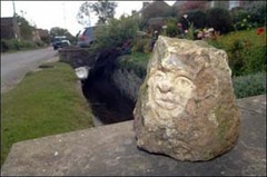 Le mystère des têtes sculptées du Yorkshire est levé - Batiweb