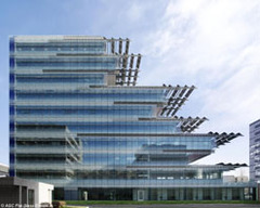 Architecture durable et verre AGC: une alliance parfaite au sein du bâtiment SIEEB en Chine  - Batiweb