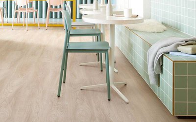 Allura Flex : sol LVT plombant lames & dalles