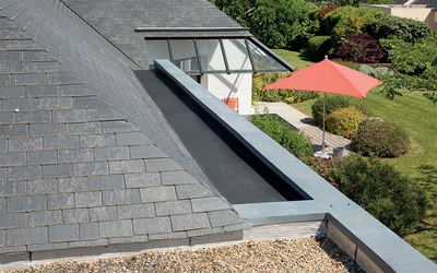 Resistit G SK, membrane EPDM pour l’étanchéité des chéneaux et façades