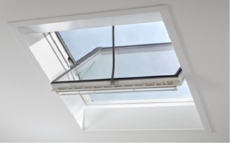 Fenêtre Velux integra solar tout confort, finition blanche - Batiweb