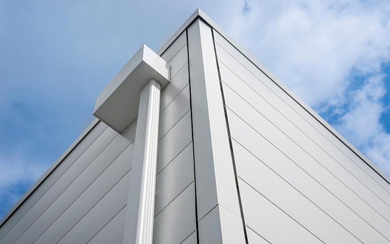 Lame de bardage métallique JI Grégale 300 Façade - Batiweb
