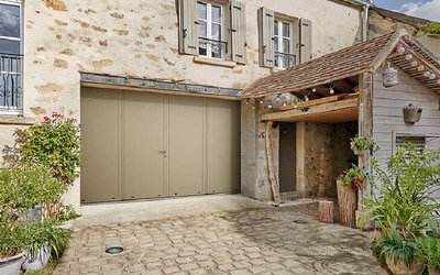 Sékur, la porte de garage sur-mesure battante