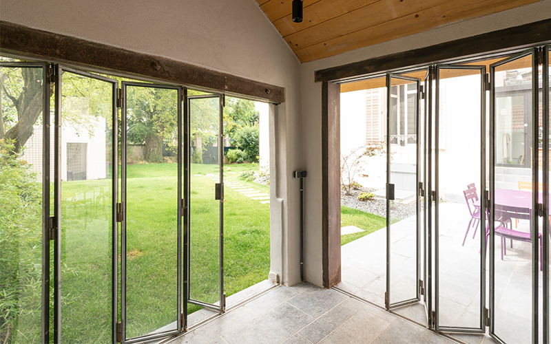 OPENTEC® - Séparation d’espace pliant/coulissant - Batiweb