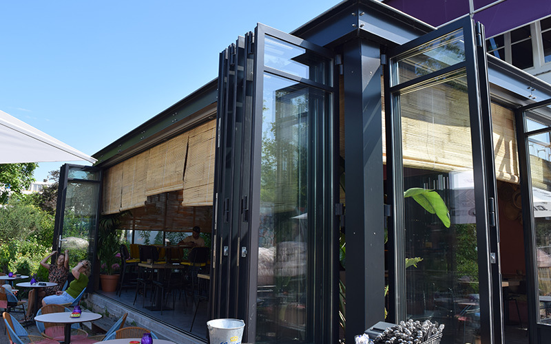 OPENTEC® - Séparation d’espace pliant/coulissant - Batiweb