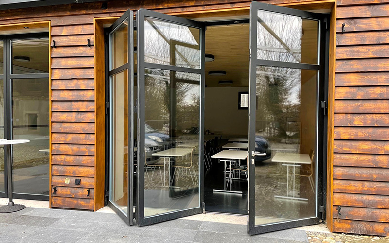 OPENTEC® - Séparation d’espace pliant/coulissant - Batiweb