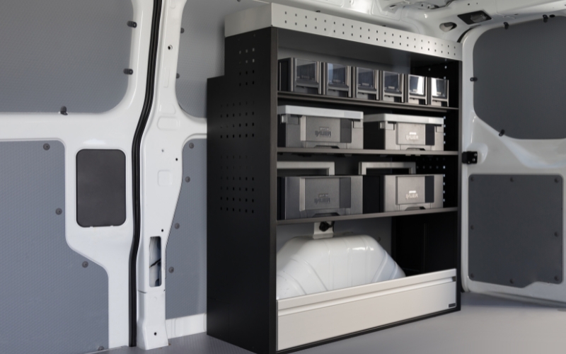 Aménagement utilitaire : étagères et accessoires pour fourgons et véhicules professionnels - Batiweb