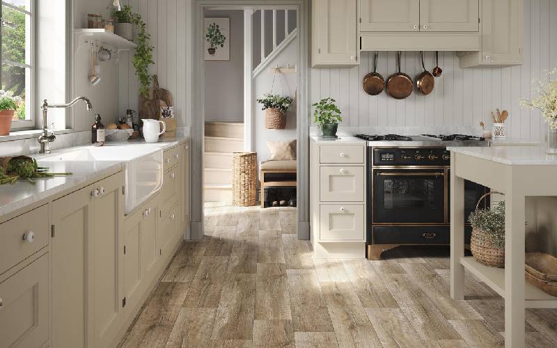 ICONIK Life : sols vinyle résistants et design - Batiweb