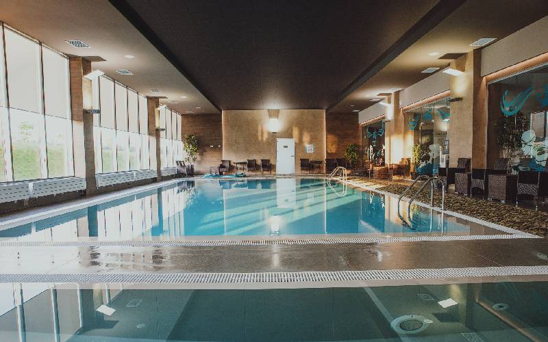 Hygiene™ Black : système de plafond avec surface noire lavable - Batiweb