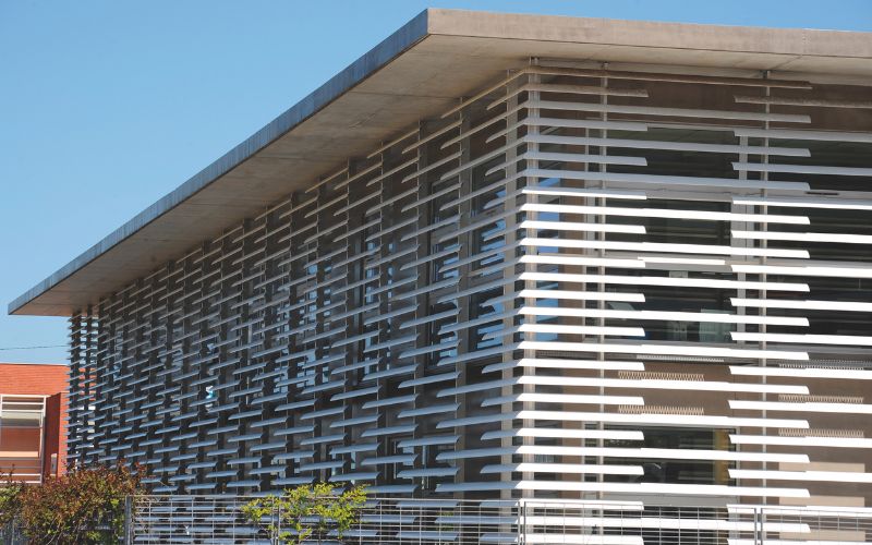Sunclips : Brise-soleil en aluminium - Batiweb