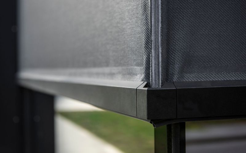 Panovista : Store d'angle sans coulisses - Batiweb