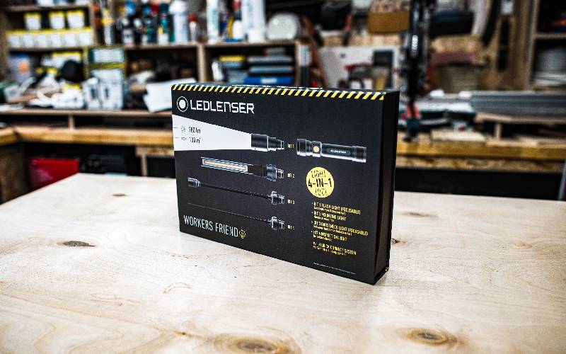 Lampe multifonction rechargeable Workers Friend : 4 solutions d'éclairage en un seul système - Batiweb