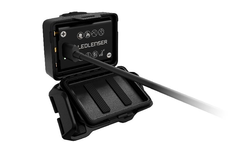 Lampe frontale LED rechargeable HF4R PRO : compacte, étanche et performante - Batiweb