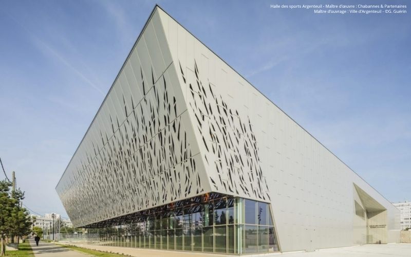 Façade en aluminium sur-mesure - Batiweb