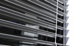 Les brise soleil orientables Franciaflex une gamme complète avec des atouts majeurs - Batiweb