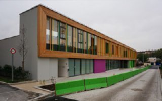 Une école positive dans un quartier écologique : le groupe scolaire Abdelmalek-Sayad à Nanterre Batiweb Une école positive dans un quartier écologique : le groupe scolaire Abdelmalek-Sayad à Nanterre Batiweb