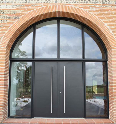 Porte d’entrée Aluminium Bel’M, du sur-mesure idéal en rénovation - Batiweb