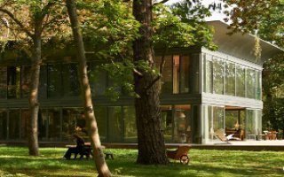 La maison préfabriquée revue par Philippe Starck - Batiweb