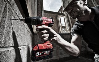 Les nouvelles perceuses visseuses FUEL M18 TM MILWAUKEE, outils sans fil 18V moteurs sans charbons - Batiweb