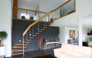 Choisir un escalier n’est pas anodin. De lui dépendent le style et l’aménagement de votre intérieur. - Batiweb