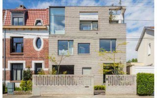 JEU D’OUVERTURES ALÉATOIRES TECHNAL POUR LA MAISON « TOI » À VILLENEUVE D’ASCQ (59) Batiweb JEU D’OUVERTURES ALÉATOIRES TECHNAL POUR LA MAISON « TOI » À VILLENEUVE D’ASCQ (59) Batiweb