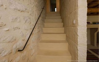 Rénovation complète d'une maison de village dans le Gard - Batiweb