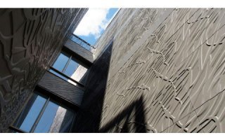 Rénovation de l’hôtel Artisanal (75) avec le bardage avec ossature Carea Façade