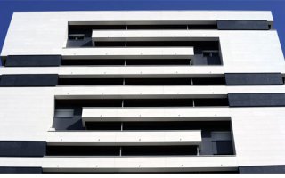 Rénovation, en site occupé, des 17 Tours Curial (75) en isolation des façades par l’extérieur de Carea Façade