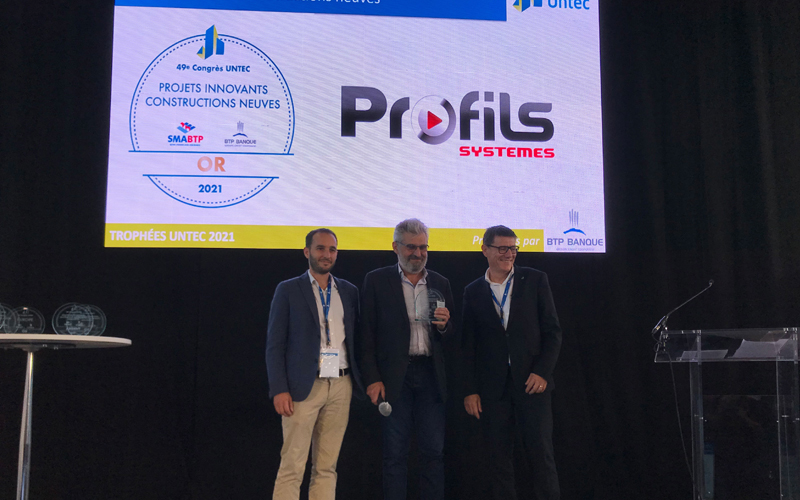PROFILS SYSTÈMES remporte le trophée or de l'UNTEC catégorie projets innovants constructions neuves avec le chantier PGB 123 à Nimes (30) signé Rudy Ricciotti - Batiweb