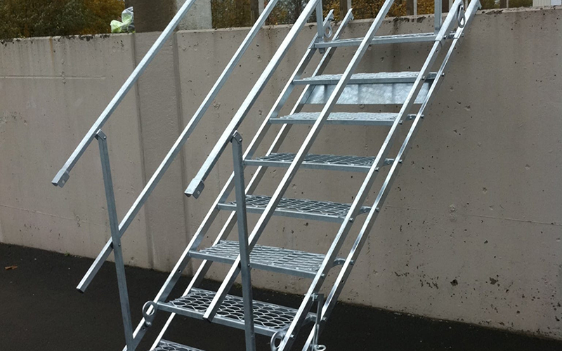 Quels matériaux pour les escaliers de chantier ? - Batiweb