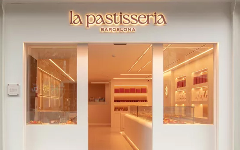 HIMACS sublime l'excellence artisanale de La Pastisseria Barcelona - Batiweb