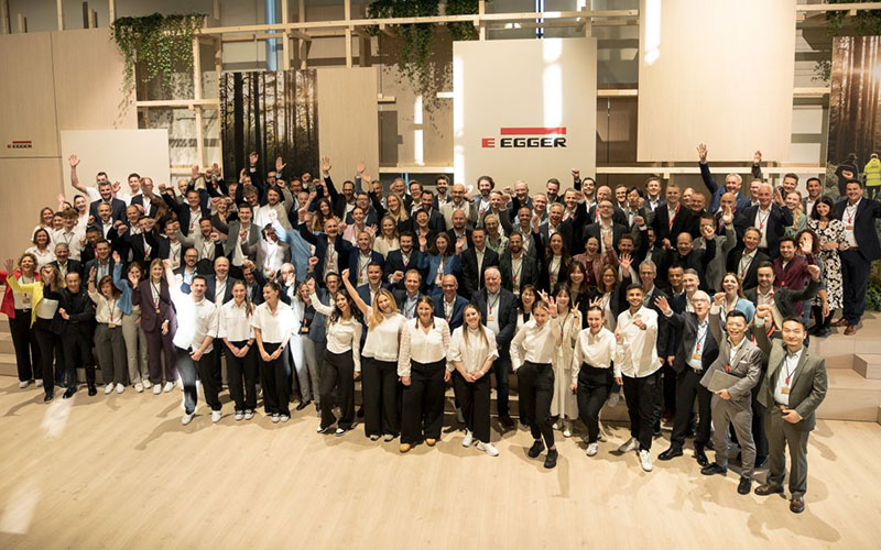 EGGER à Interzum 2025 : innovations pour l’intérieur - Batiweb