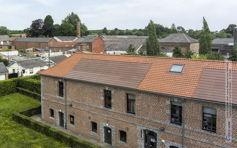 TUILE SOLAIRE MAX d’EDILIANS : photovoltaïque et esthétique ! - Batiweb