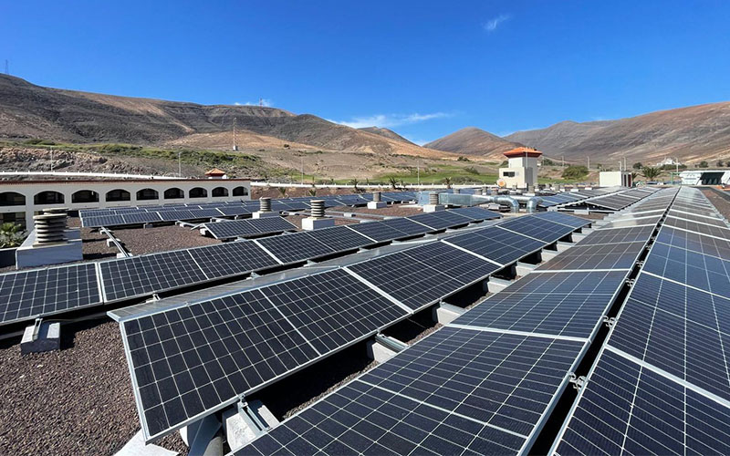 PV EasyPLAST® : l'alliance photovoltaïque & étanchéité - Batiweb