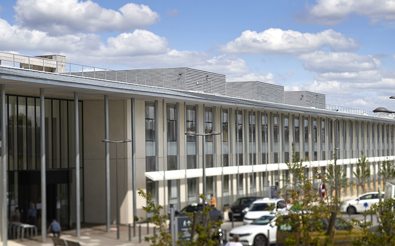 Système Linius : ventilation performante et confort acoustique au Centre Hospitalier du Mans - Batiweb