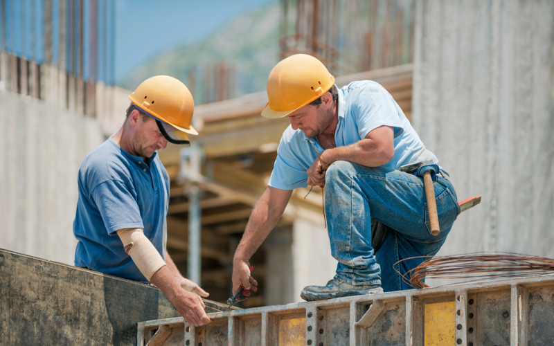 Mutuelle auto-entrepreneur dans le bâtiment : être bien couvert sans plomber sa trésorerie en 2026 - Batiweb