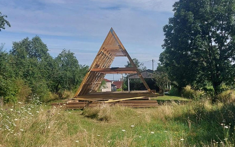 Maison en A : l’auto-construction de Salomé avec les panneaux Joris Ide - Batiweb