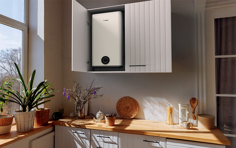 Bosch Home Comfort lance ses chauffe-eaux électriques plats Tronic 4600 T et Tronic 5600i T - Batiweb